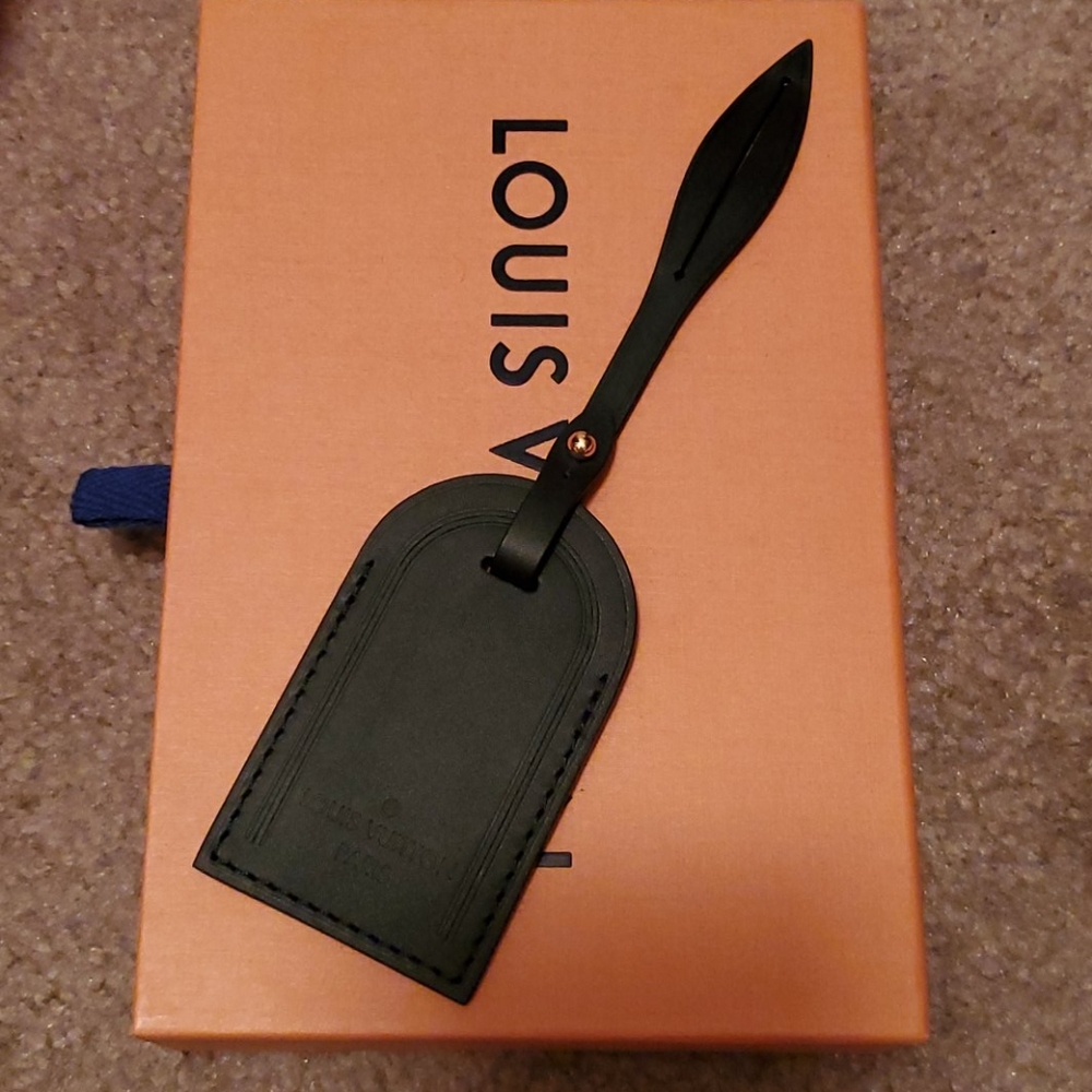 Louis Vuitton Luggage Tag